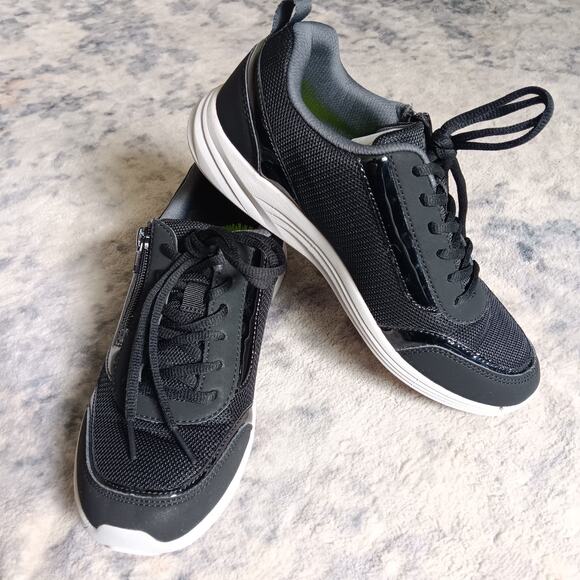 Vionic Shoes - Women's Vionic Agile Cassis Size 8.5 Color Black Pre-owned With Box, NO Insoles